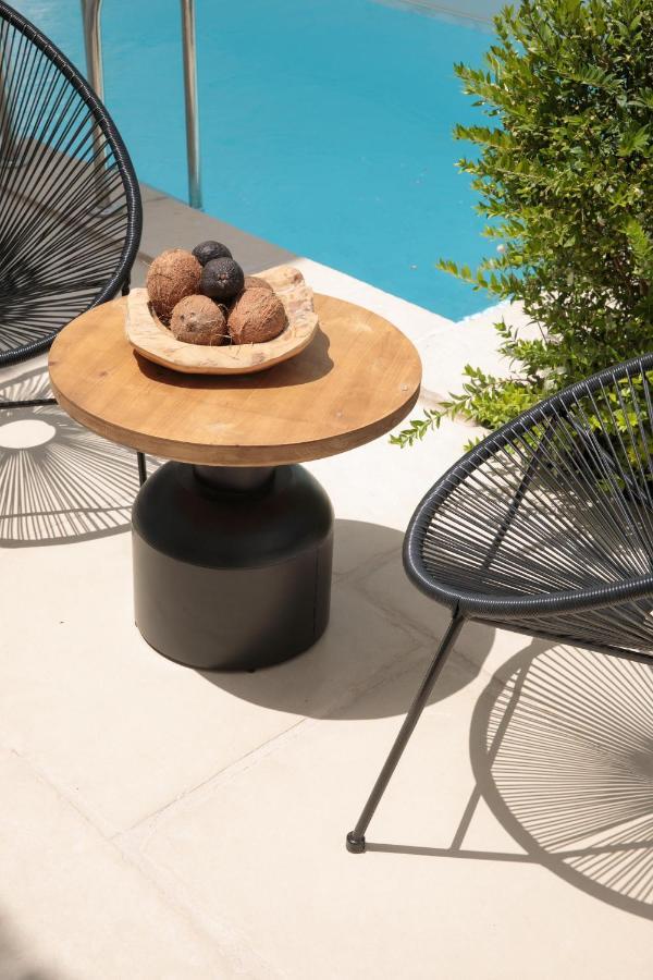 Majo Suites Hotel Agia Anna  ภายนอก รูปภาพ