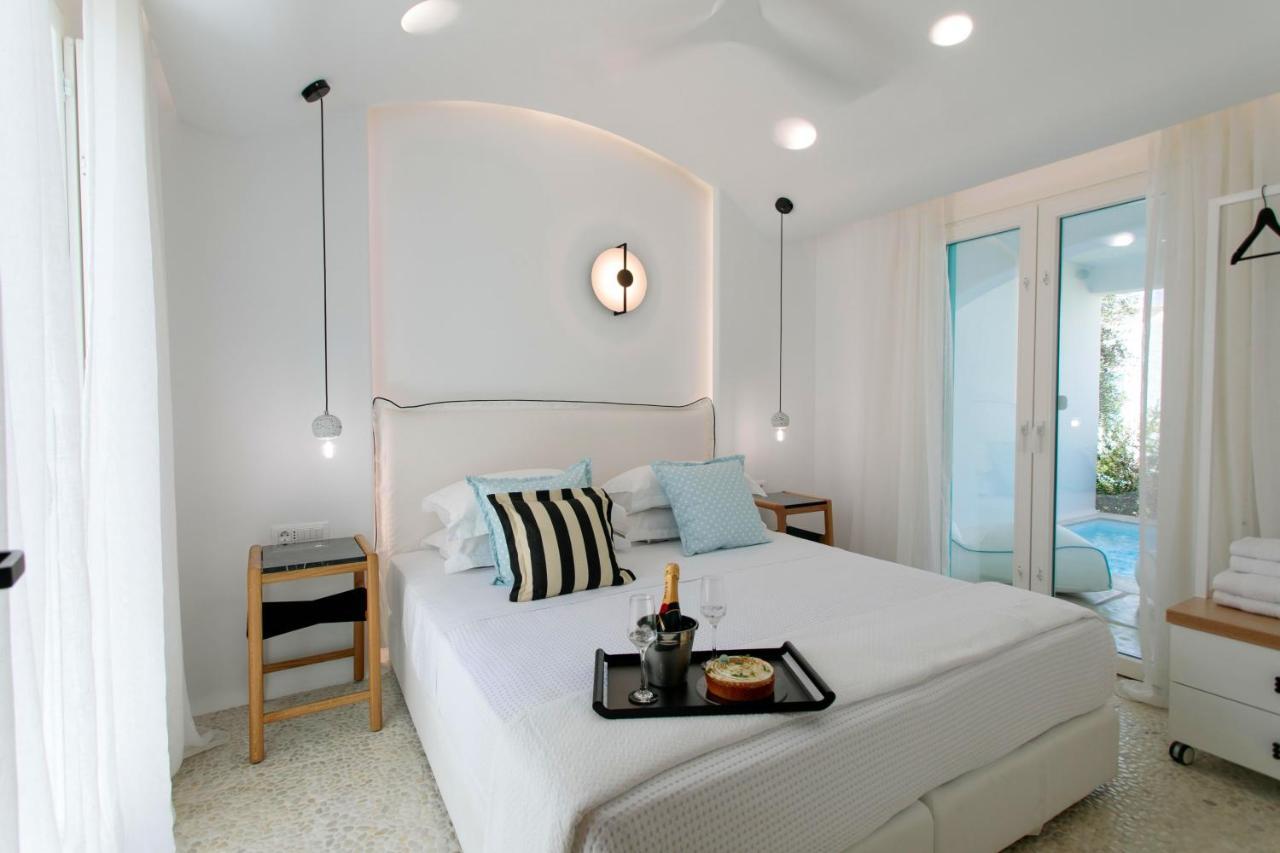 Majo Suites Hotel Agia Anna  ภายนอก รูปภาพ