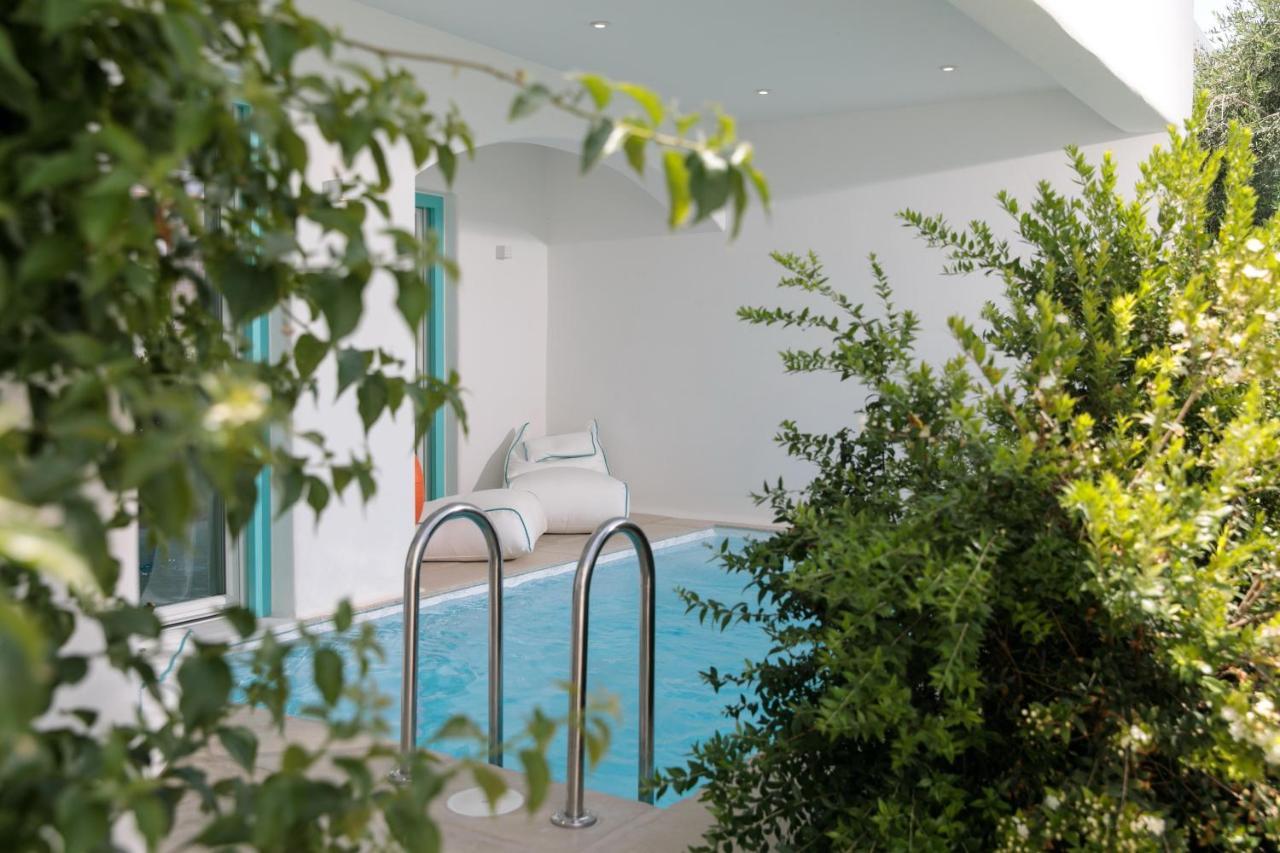 Majo Suites Hotel Agia Anna  ภายนอก รูปภาพ