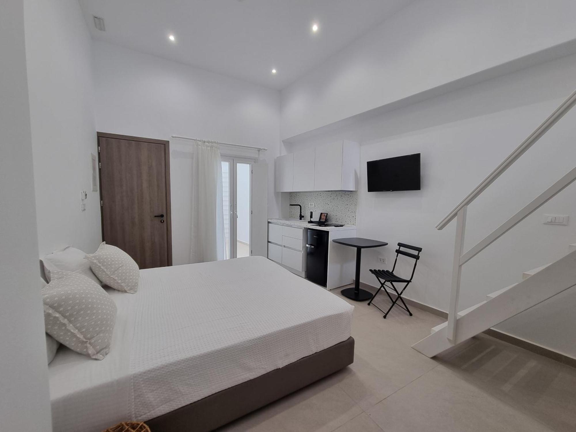 Majo Suites Hotel Agia Anna  ภายนอก รูปภาพ